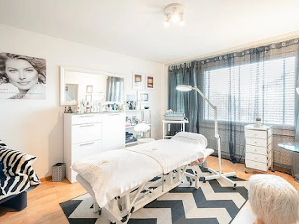 Audra Beauty Zürich • Gesichts- und Körperbehandlungen