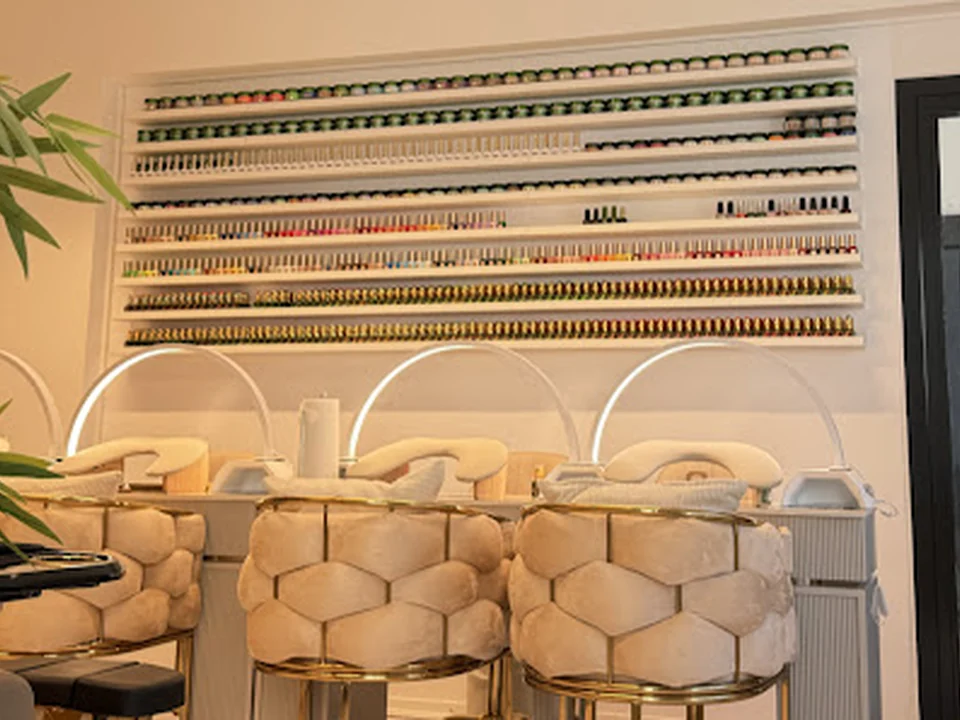 Best manicure in Zurich