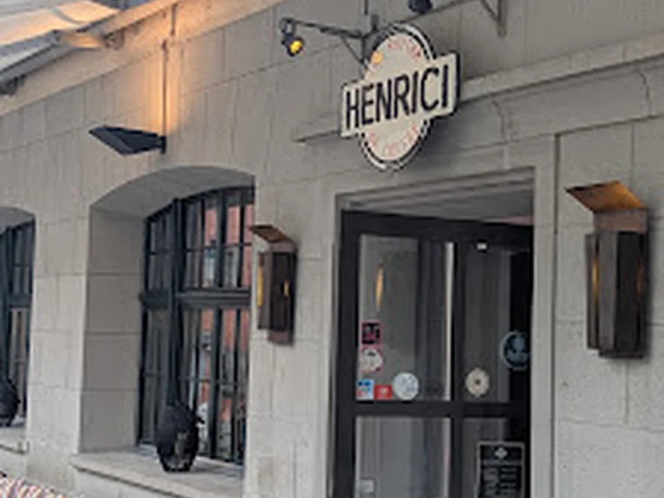 Café Henrici