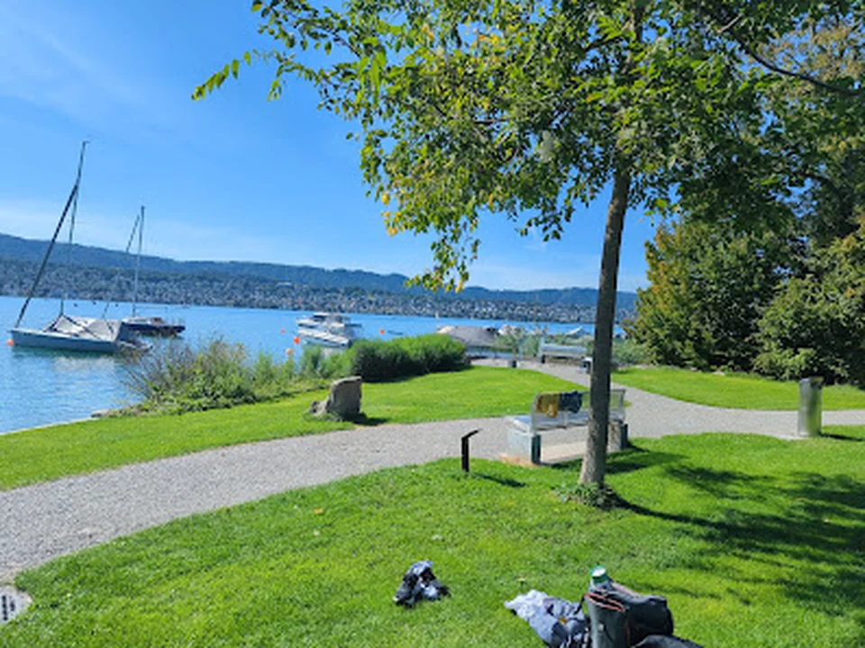 Best beaches lake in Zurich