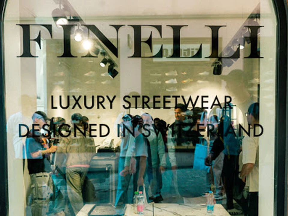 FINELLI Luxury Streetwear and Sneakers - Flagship Store Zürich