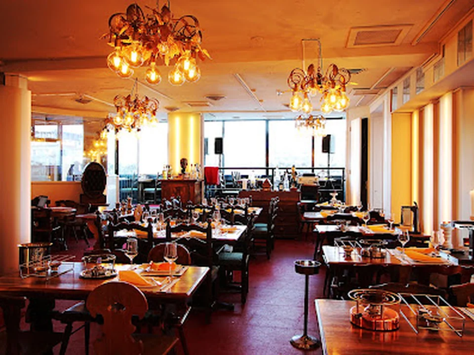 Best cheese fondue restaurant in Zurich