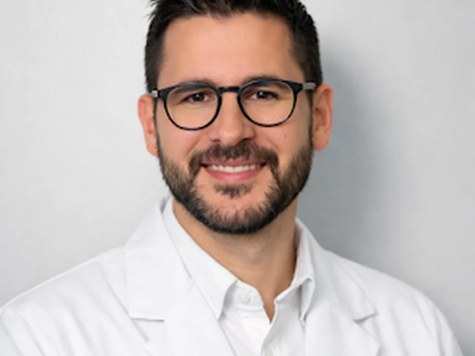 Hausarzt Zürich – Dr. Harris ROMANOS
