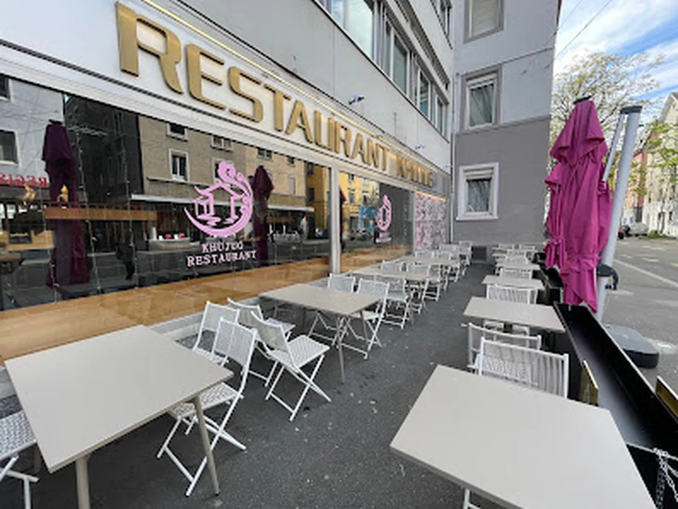 khujug restaurant