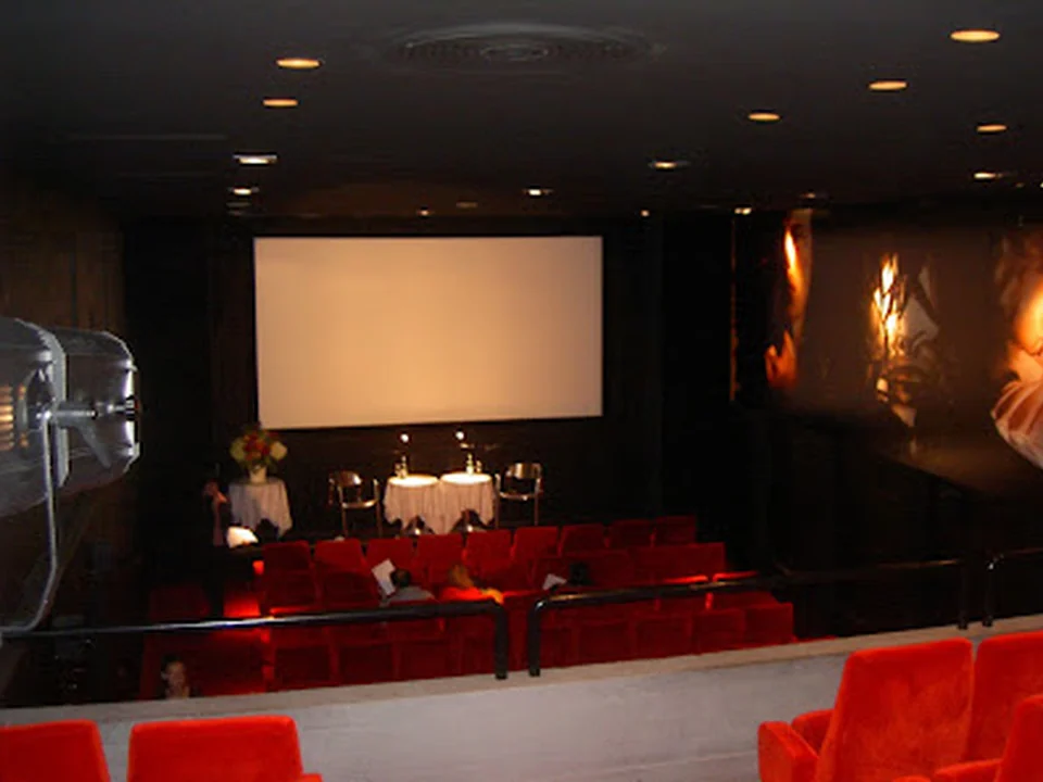 Kino Arthouse Movie