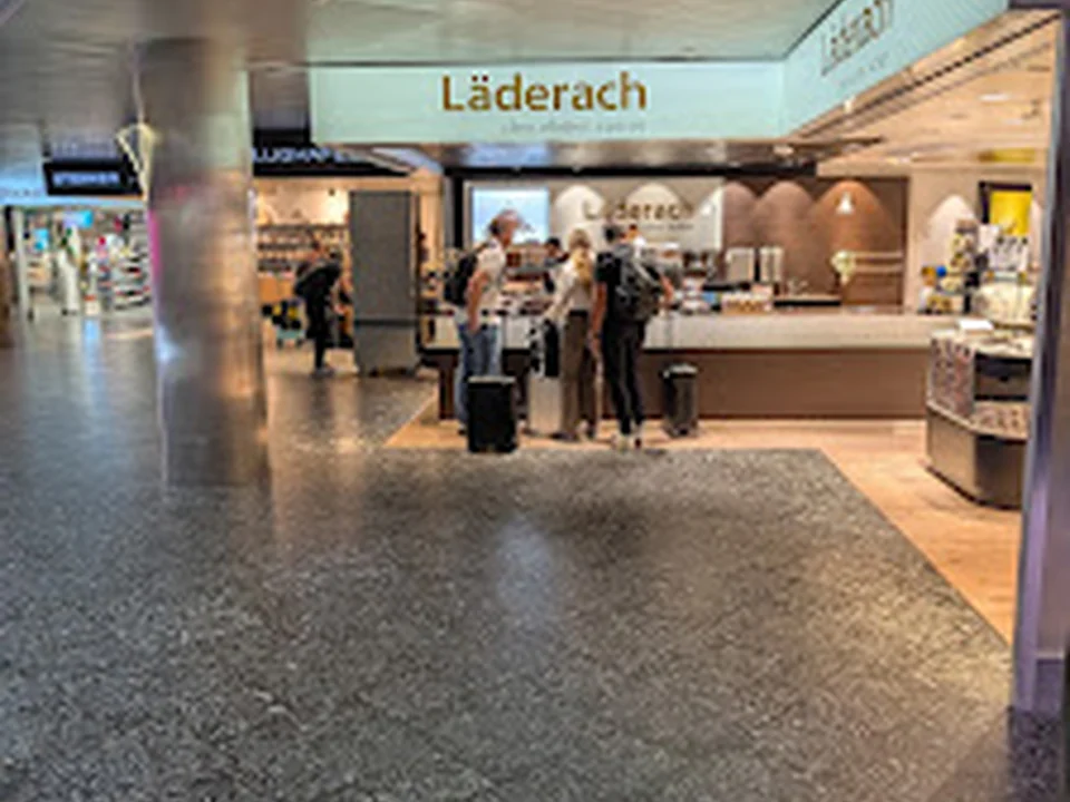 Läderach Zurich Airport