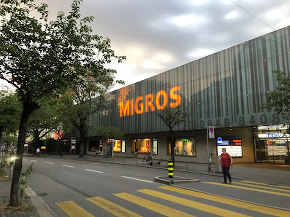 Migros-Supermarkt - Zürich - Altstetten Neumarkt