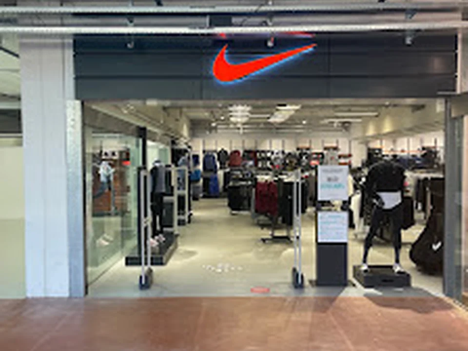 Foto de Nike Factory Store Fashion Fish