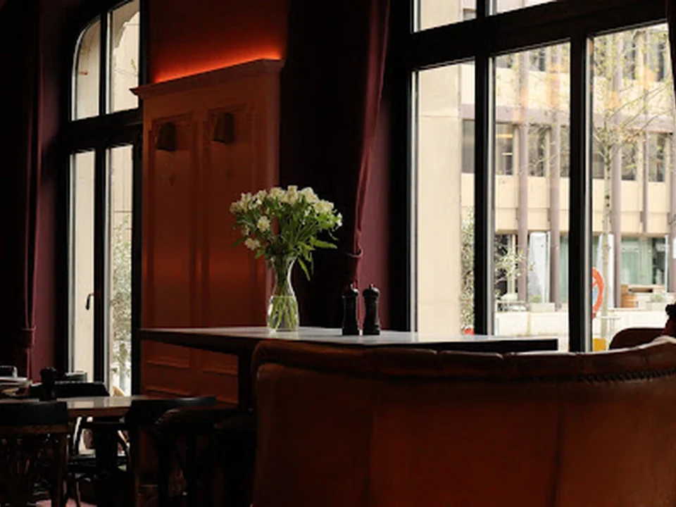Restaurant & Bar Europe