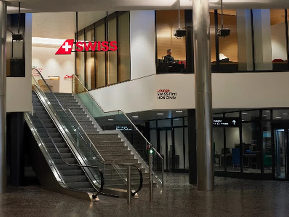 SWISS First Lounge A