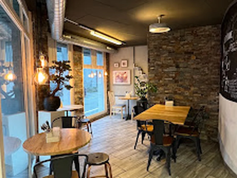 Thai Hunters Restaurant & Take Away