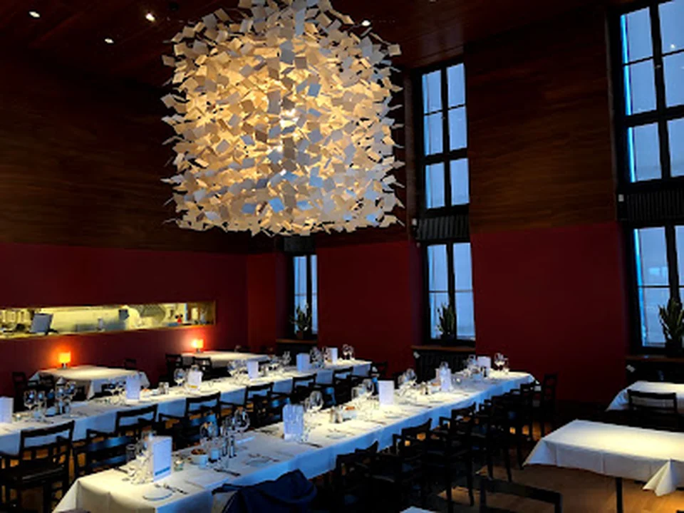 Best restaurants near train station in Zurich