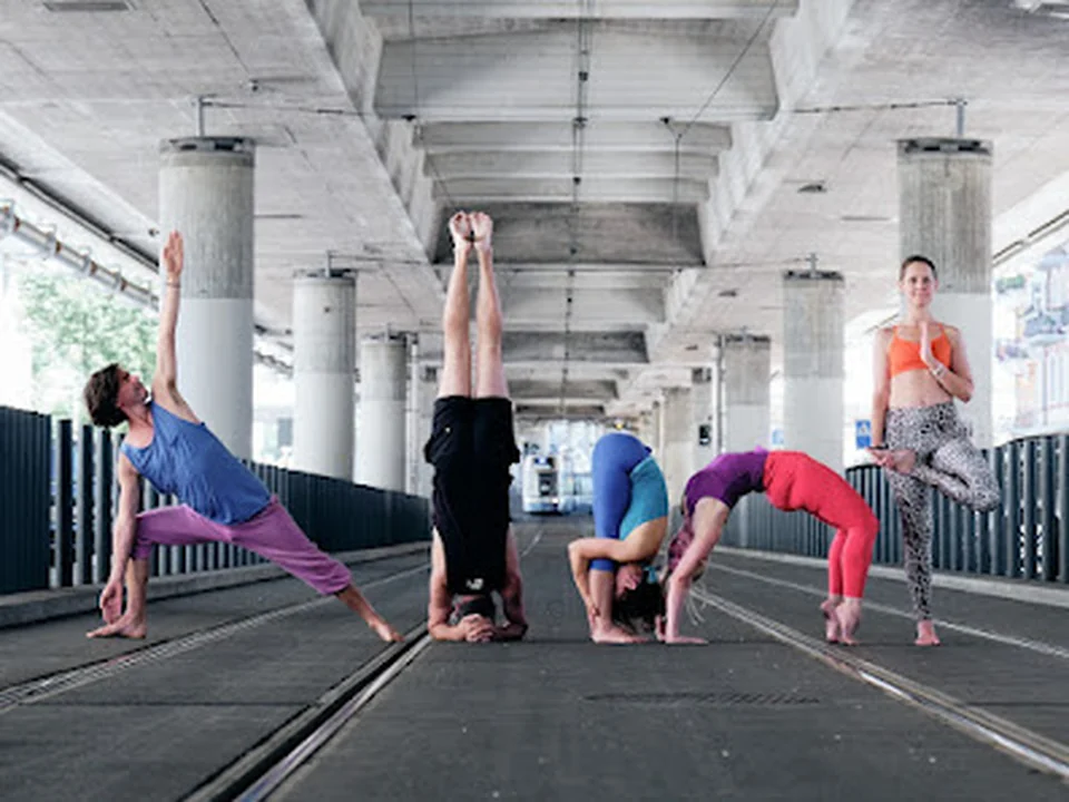 Yogaholics United