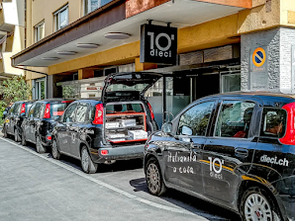 dieci Pizza Kurier Binz-Wollishofen, Zürich