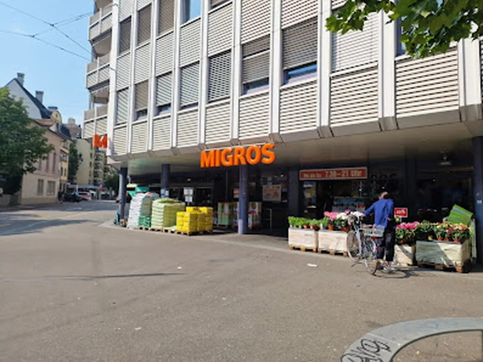 Migros Supermarket Zürich Schmiede Wiedikon