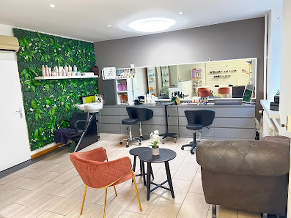 Amazonia beauty & nails - Zürich
