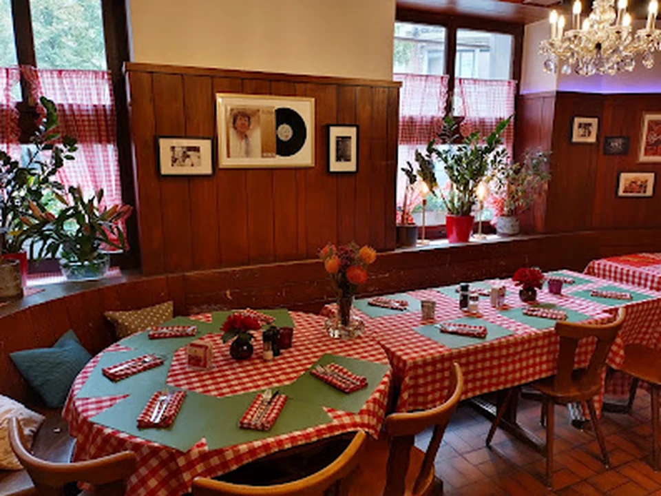 Burgstein's Gasthaus Penalty, Zürich