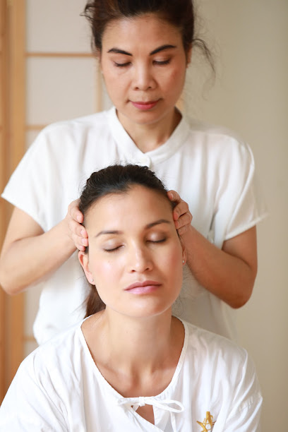 zen spa Kosmetik & Massage, Wimpernverlängerung Duangjai Rogatsch Zürich