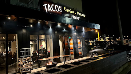 Tacos Ramiro y Macario